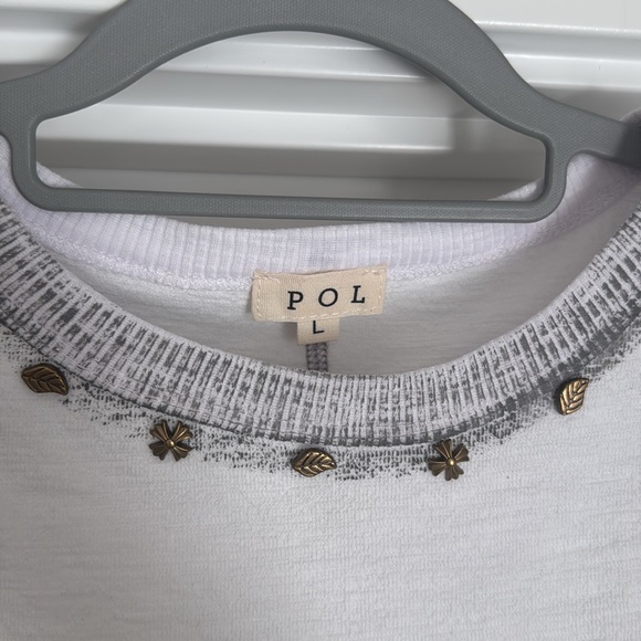 POL Studded Crop Tank - L - Picture 2 of 5
